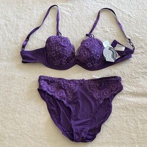 Elegant Purple Lace Bra and Panty Set